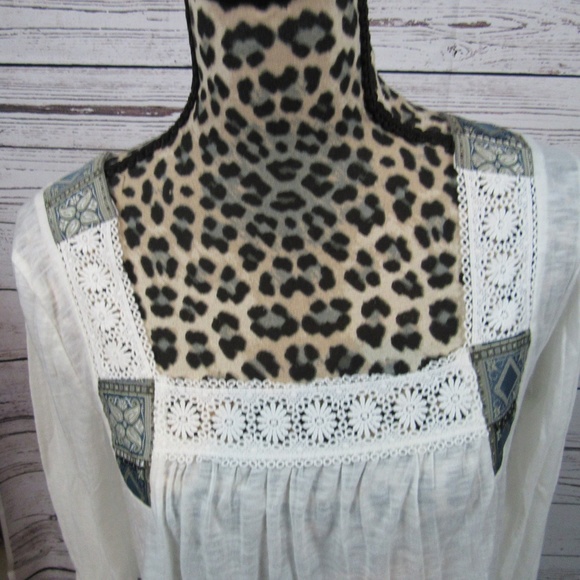 American Rag white lacy peasant style blouse top - Picture 2 of 6
